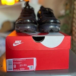 Nike Air Vapormax Plus Womens 8